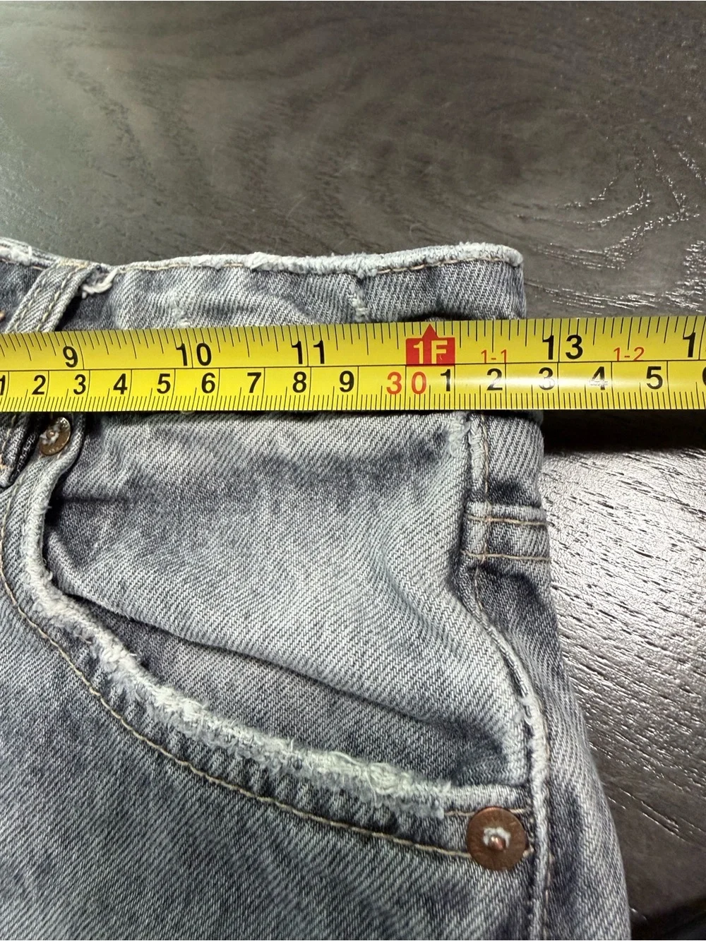 Zara Women’s Denim‎ Gray Cotton Shorts Size 2